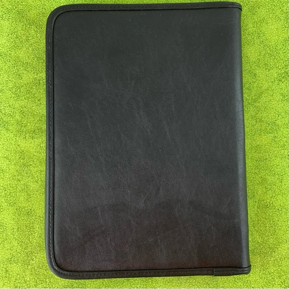Leed’s Black portfolio Case.